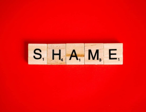 Comprendre la vergonya: una emoció universal